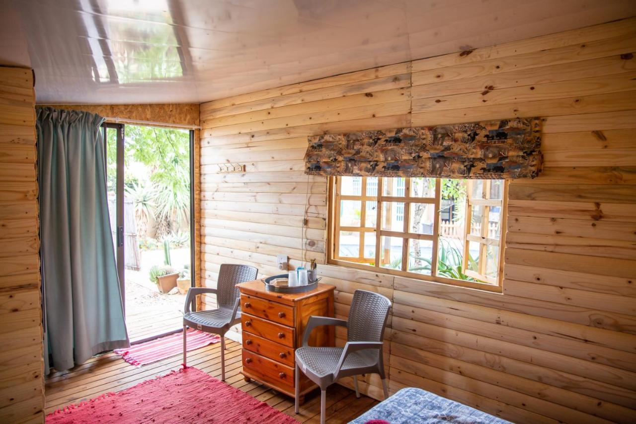 Blyde Africa- Cottage Benoni Bagian luar foto